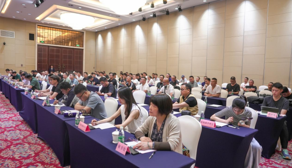 中国电动两轮车领军品牌发布联合倡仪，新日以实际行动重塑人民安全骑行环境