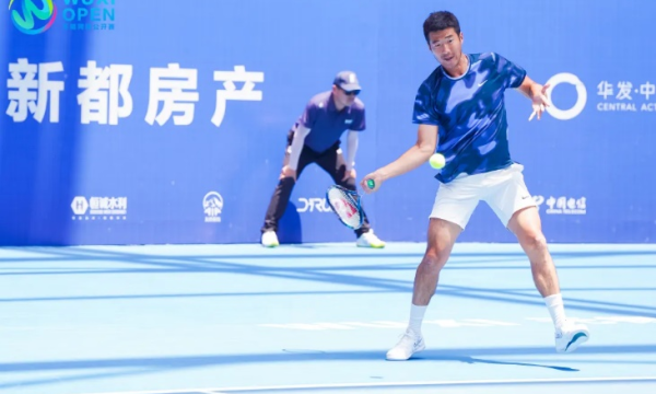 WUXI OPEN | 孙发京救赛点逆转劲敌晋级八强，本土组合孙浅/唐盛惊喜获胜！